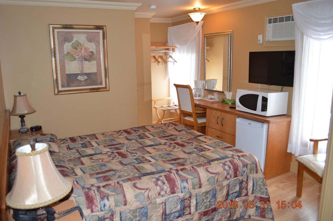 Motel-Auberge Helene Victoriaville Bagian luar foto